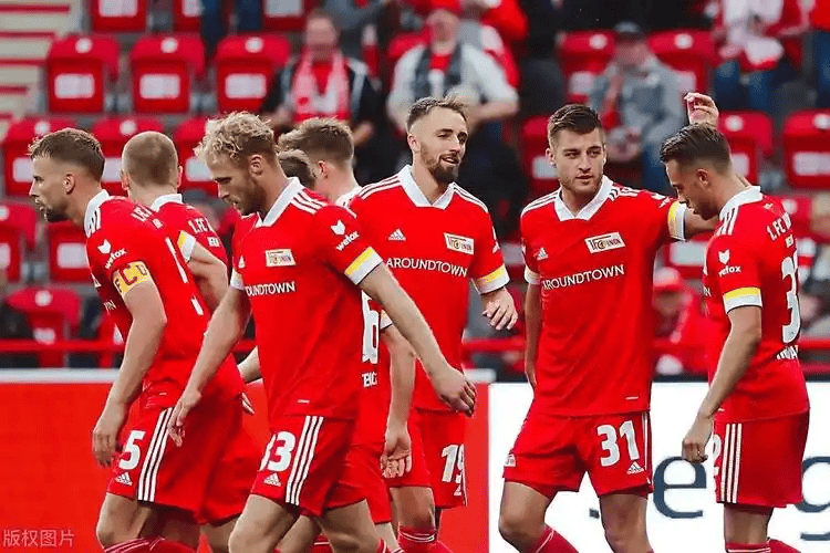 周日020德甲对决!柏林联合主场追首胜,云达不来梅残阵客场抗压强拼